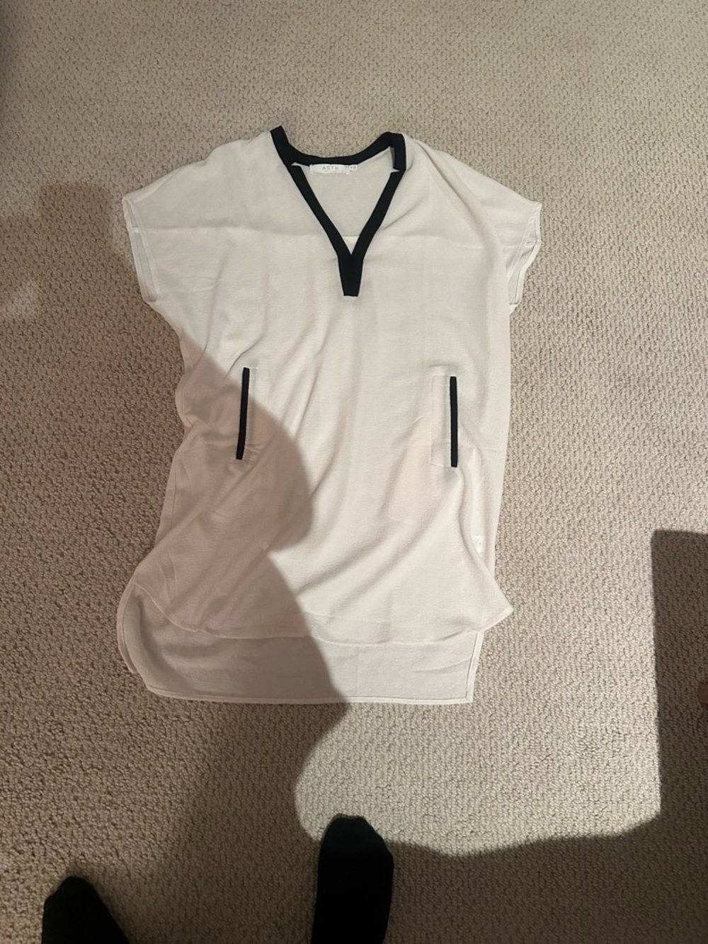 Women's Cream Short-Sleeve V-Neck Top with Black Trim t shirt dress